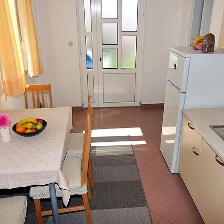 Roza Apartment บาชกาโวดา ภายนอก รูปภาพ