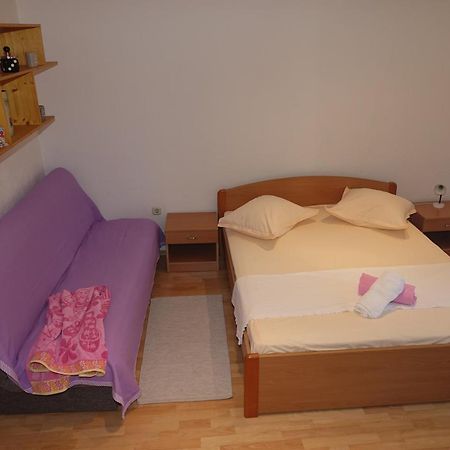 Roza Apartment บาชกาโวดา ภายนอก รูปภาพ